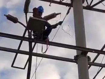 康高特Ronaldo高能量<a href='http://m.swschina.com/Ppzq/ersted.html'>電纜故障定位儀</a> 現場準確檢測35kv電纜故障點