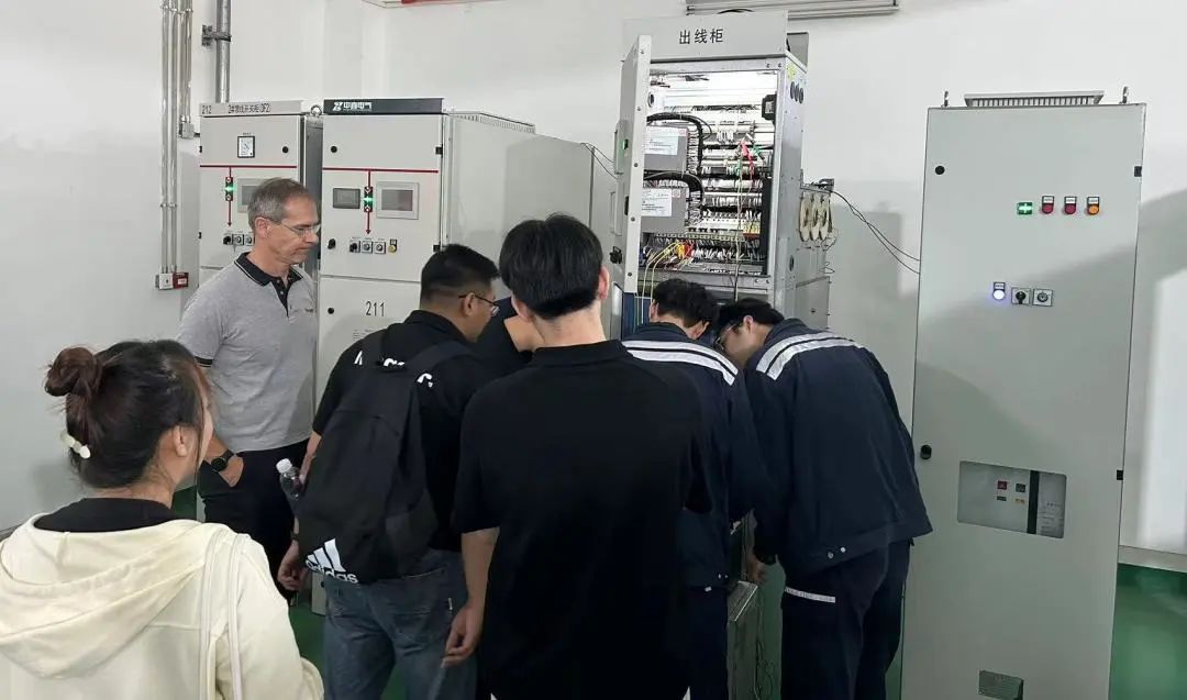 SVERKER900繼保與變電站測試系統 SVERKER900繼保與變電站測試系統