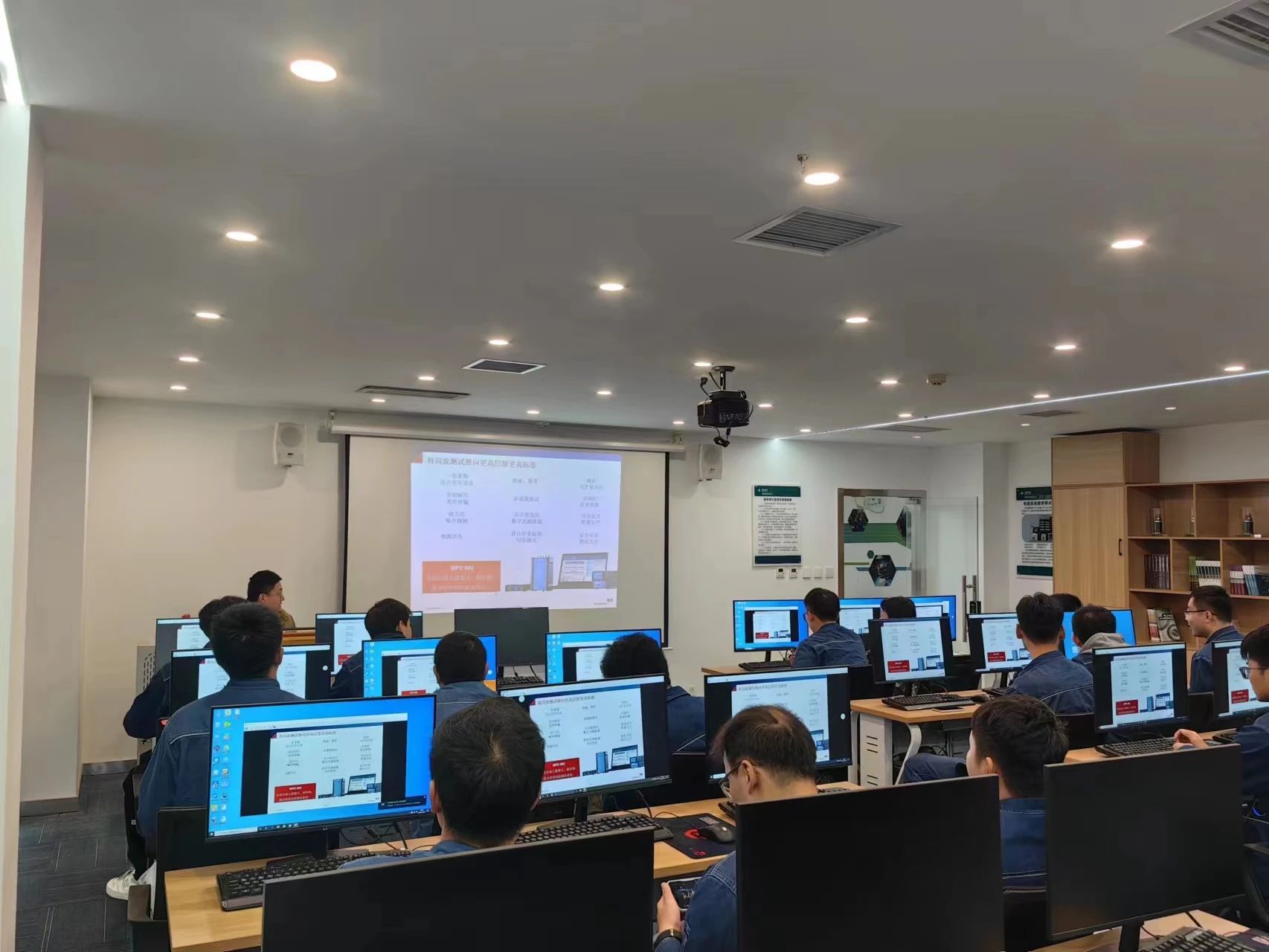 西安供電公司高壓電纜運檢中心 西安供電公司高壓電纜運檢中心