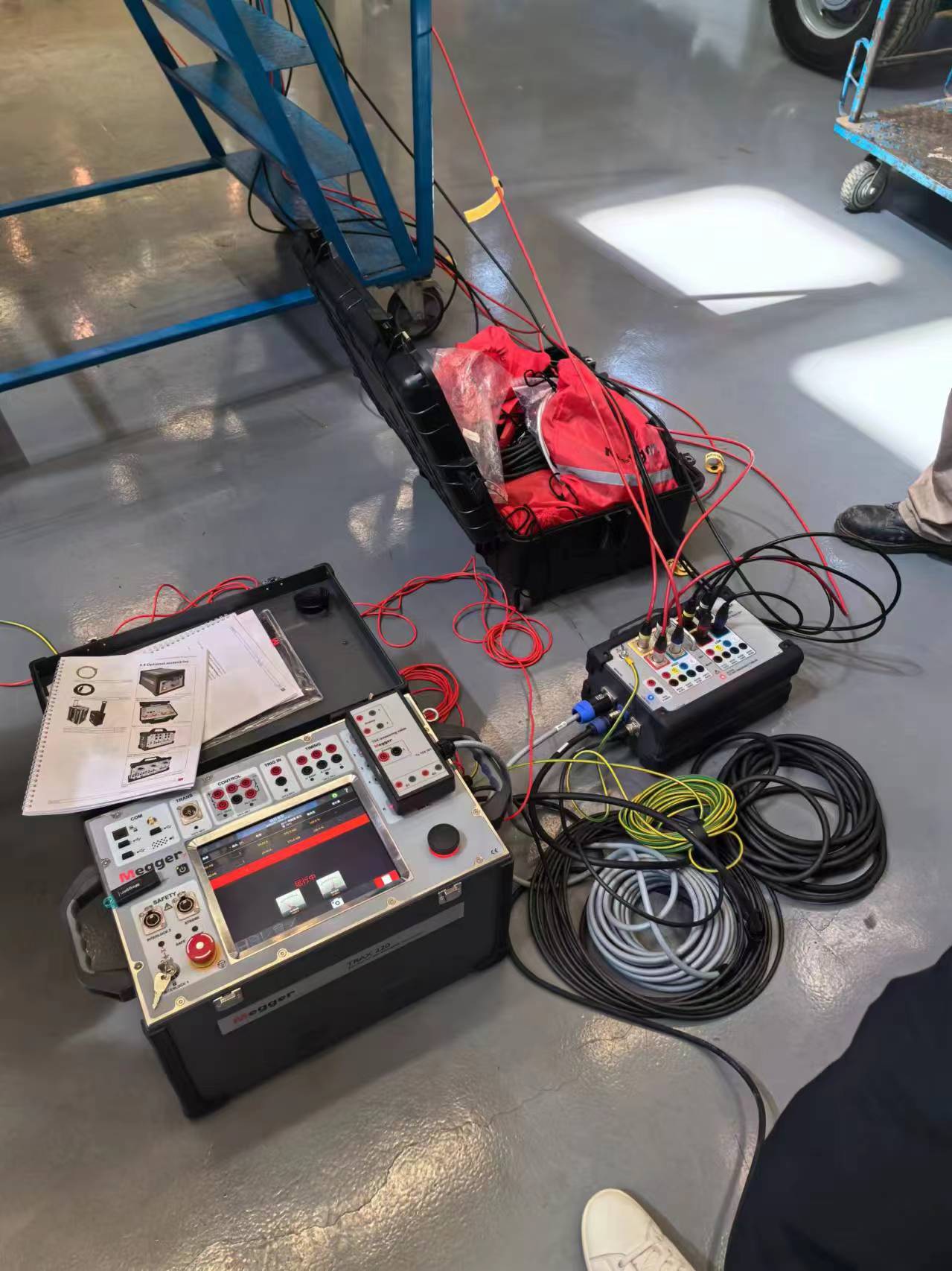 TRAX220變壓器及變電站測試系統 TRAX220變壓器及變電站測試系統