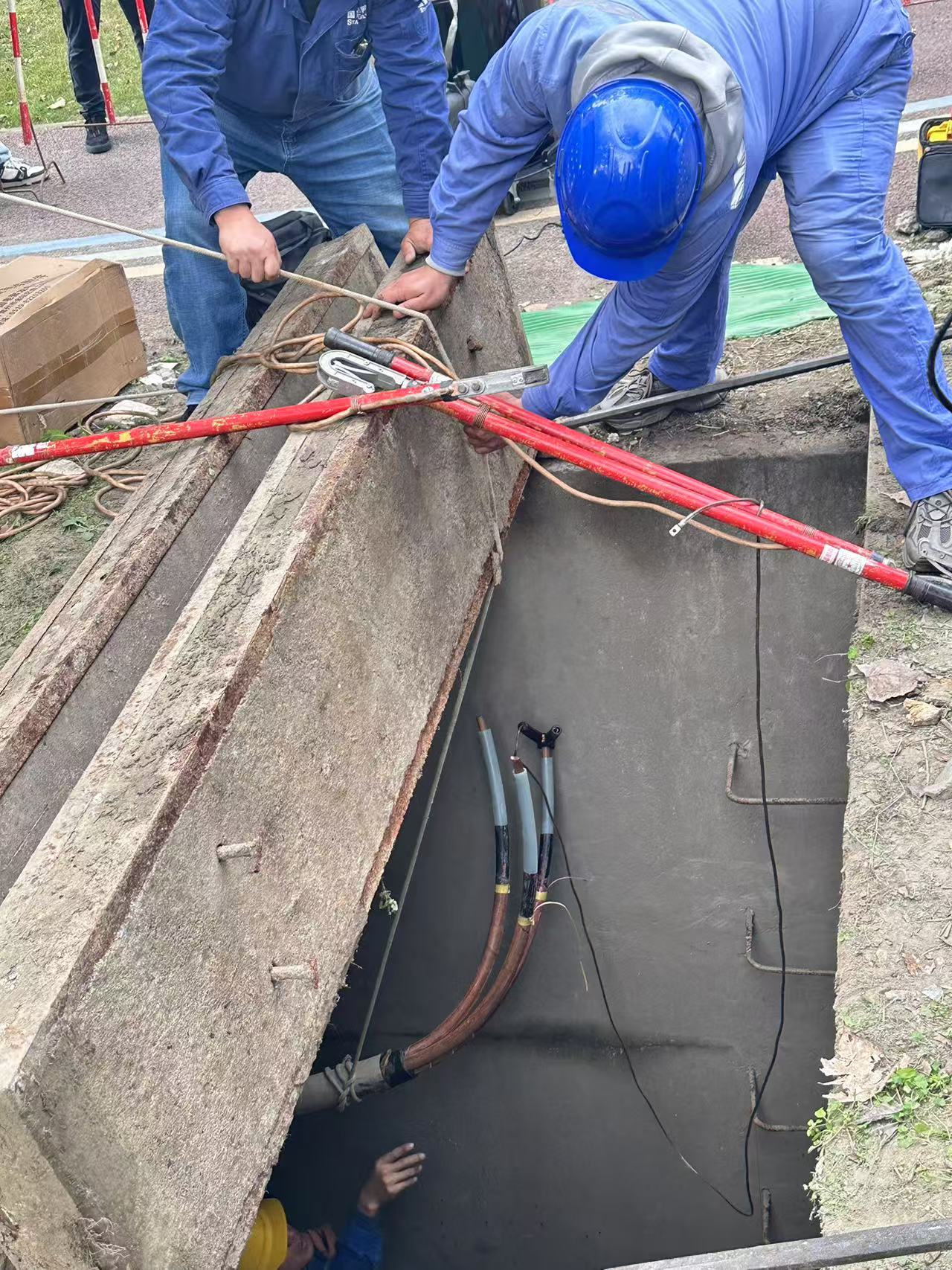 <a href='http://m.swschina.com/Ppzq/ersted.html'>電纜故障定位儀</a>