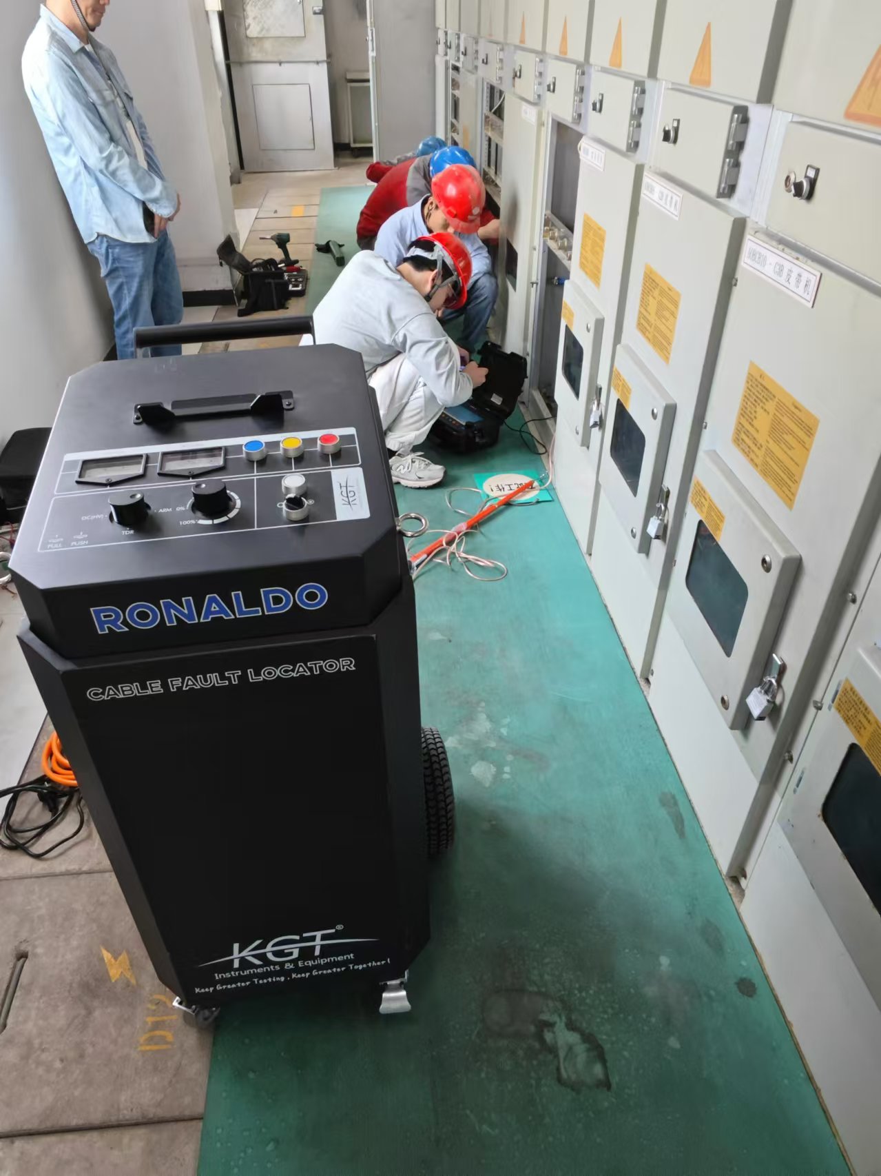 <a href='http://m.swschina.com/Ppzq/ersted.html'>電纜故障定位儀</a>