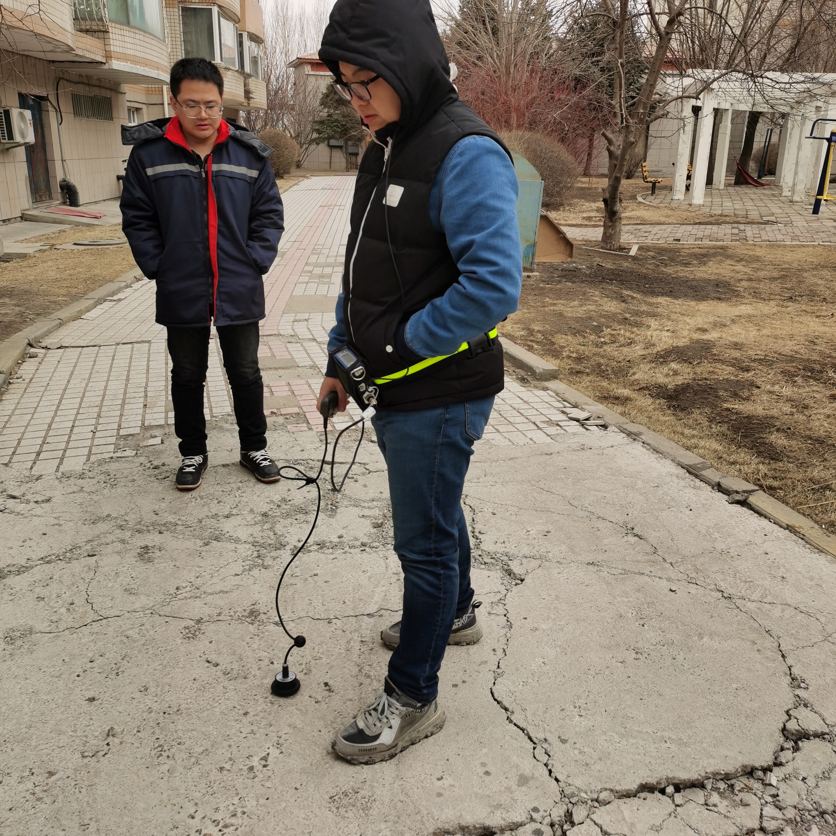 聽漏儀檢測現場 聽漏儀檢測現場