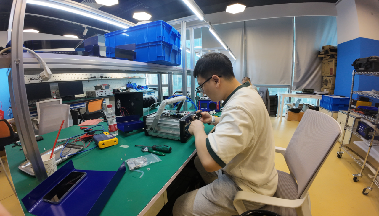 冷鏡式精密智能露點(diǎn)儀 冷鏡式精密智能露點(diǎn)儀