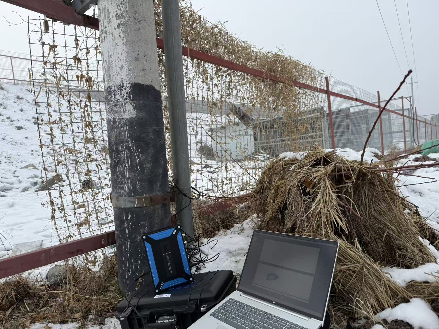 電纜局放測試儀使用現(xiàn)場 電纜局放測試儀使用現(xiàn)場